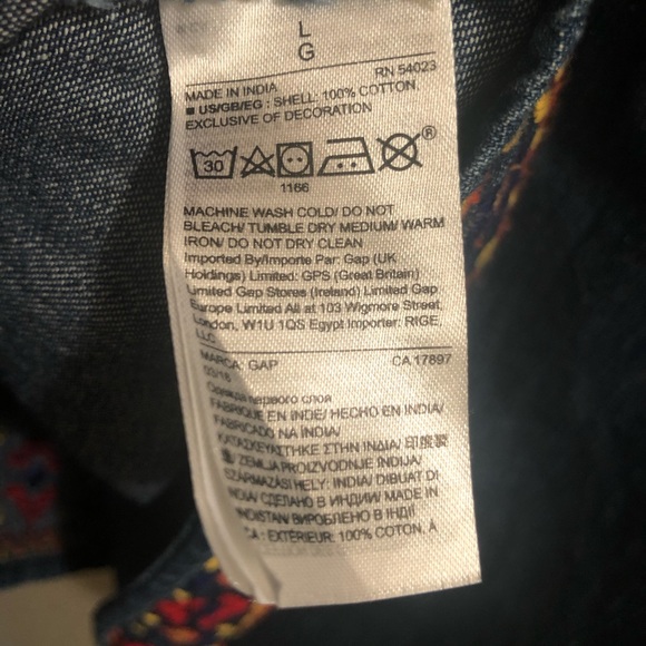 A13-GAP TOP - Picture 5 of 5